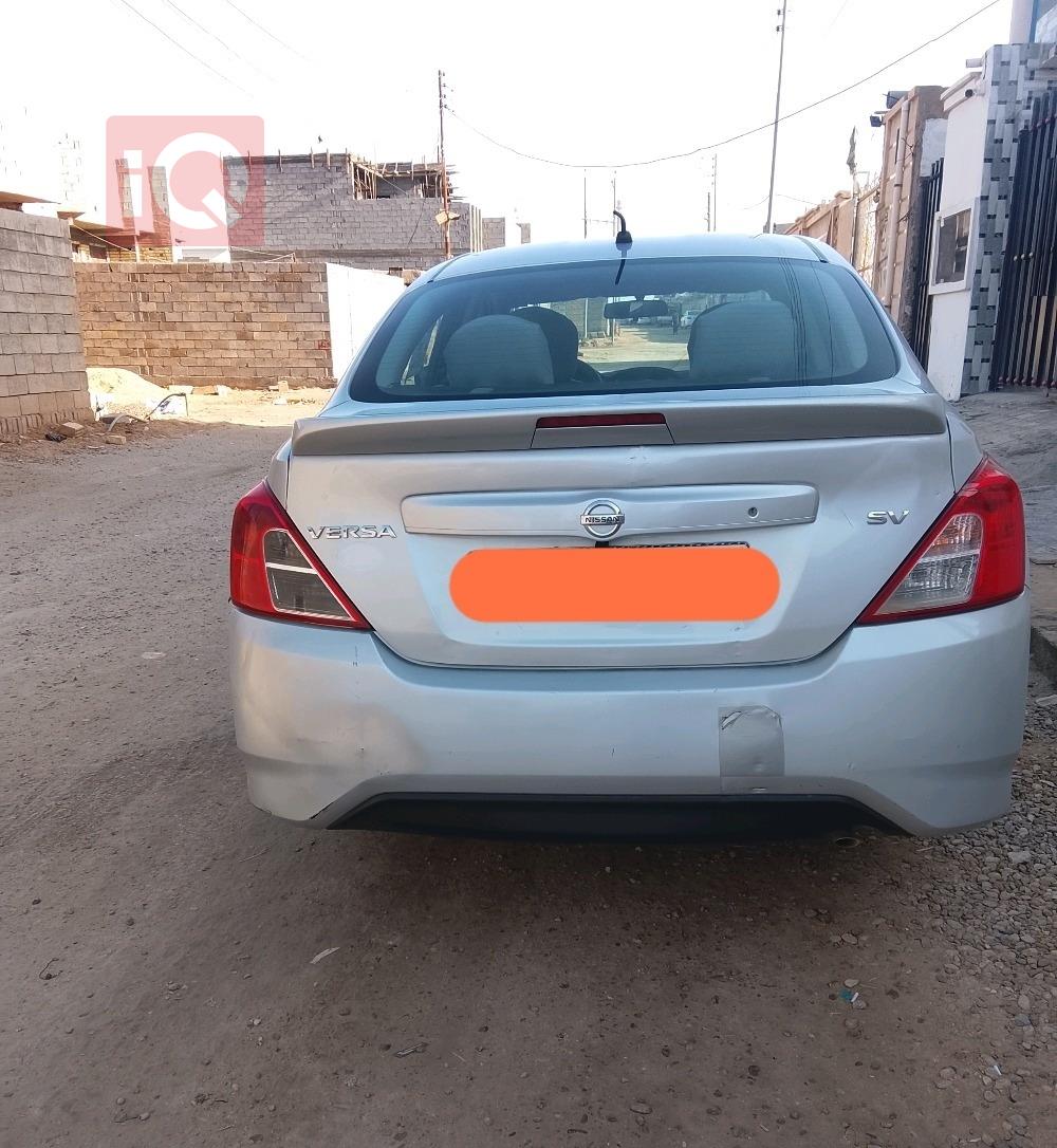 نيسان فيرسا نوت